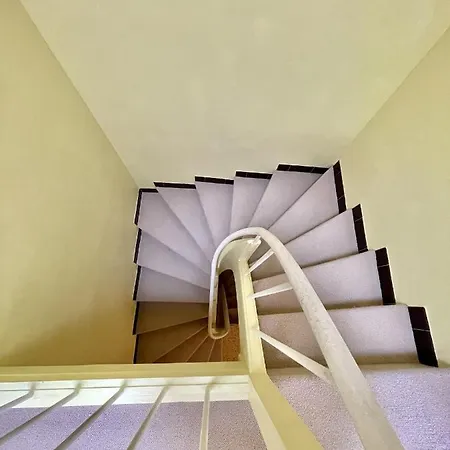 Holiday home La Barbacane Pied Cite Medievale *