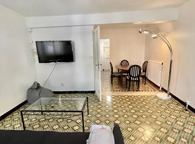 Hotel La Barbacane Pied Cite Medievale